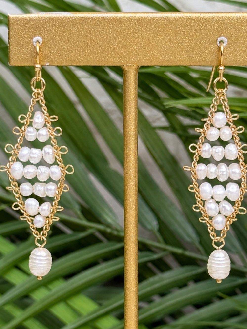NWOT Freshwater Pearl Drop Earrings Gold Boho Statement Dangle Fashion Earrings
